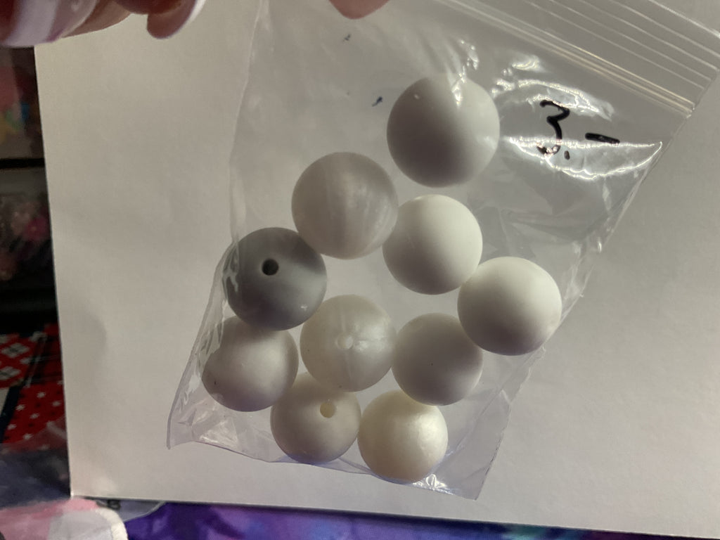 $3.00 Bags Of 14/16mm Silicone Beads