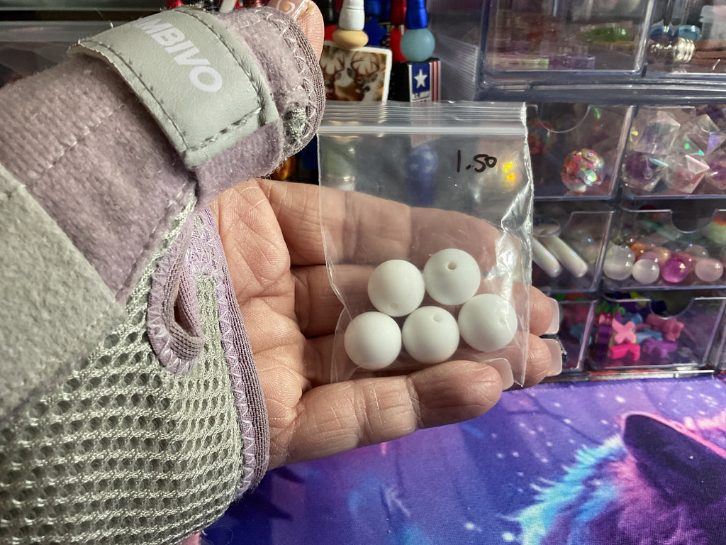$1.50 Bag Of 14/16mm Mix Silicone Beads