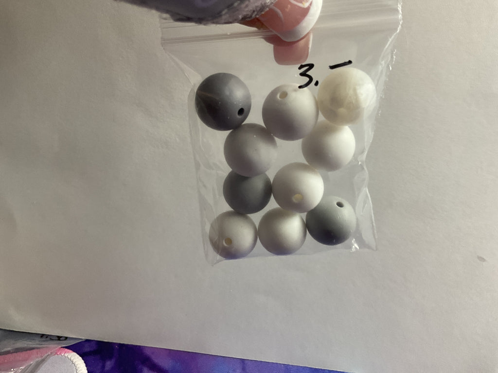 $3.00 Bags Of 14/16mm Silicone Beads