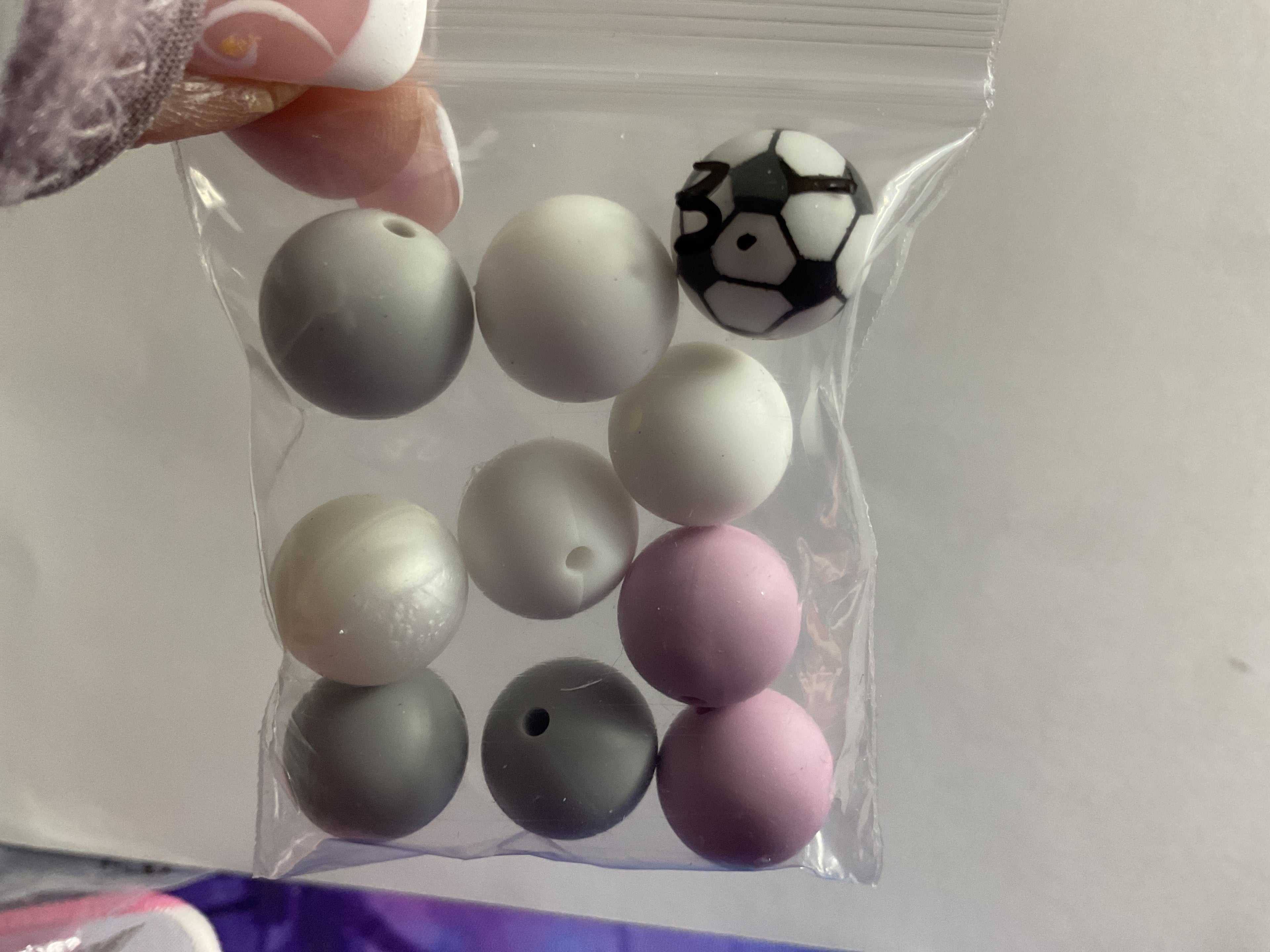 $3.00 Bags Of 14/16mm Silicone Beads