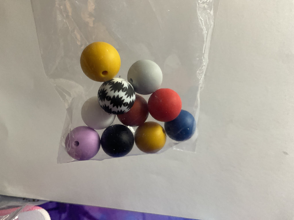 $3.00 Bags Of 14/16mm Silicone Beads