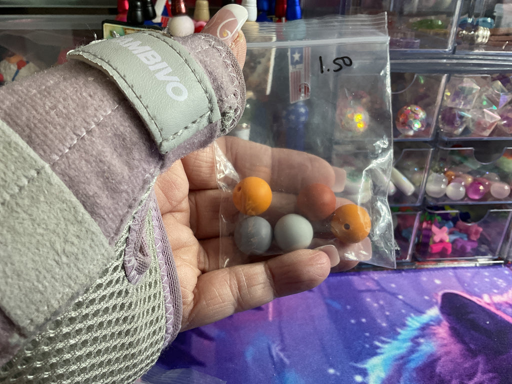 $1.50 Bag Of 14/16mm Mix Silicone Beads