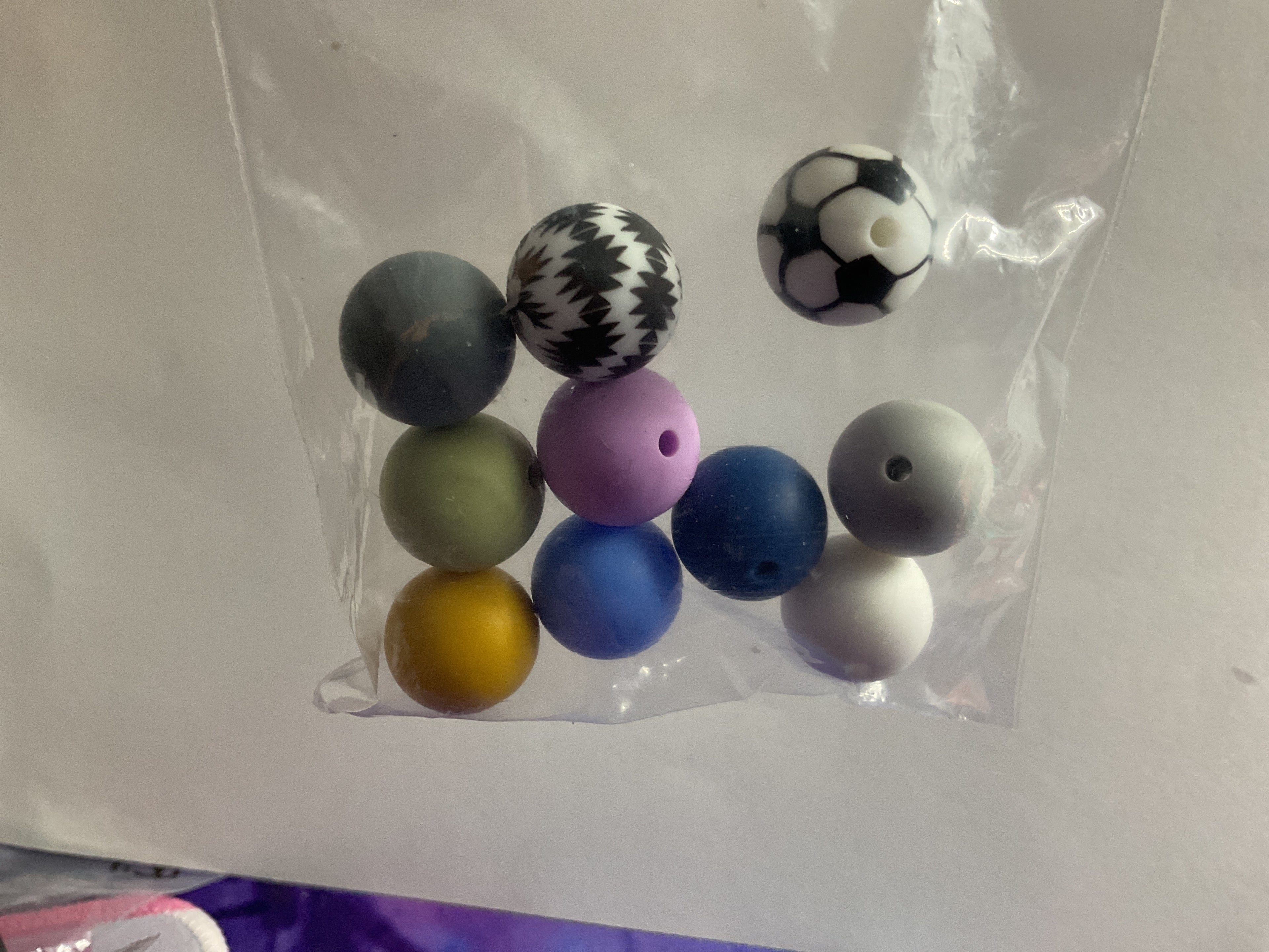 $3.00 Bags Of 14/16mm Silicone Beads