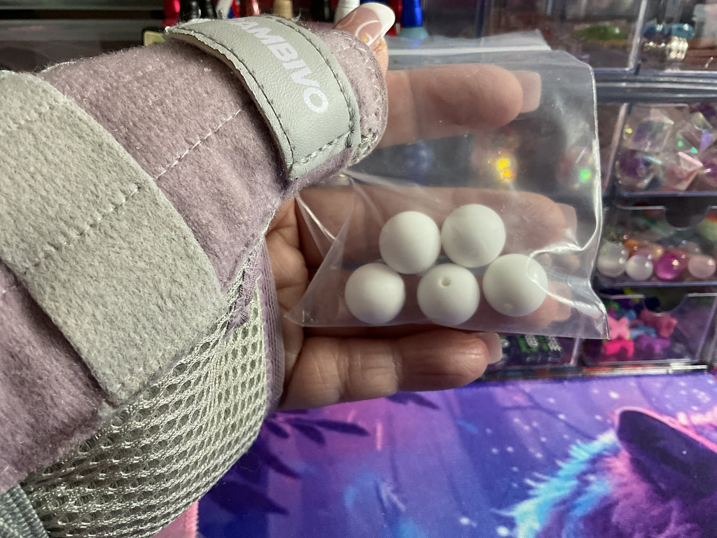 $1.50 Bag Of 14/16mm Mix Silicone Beads