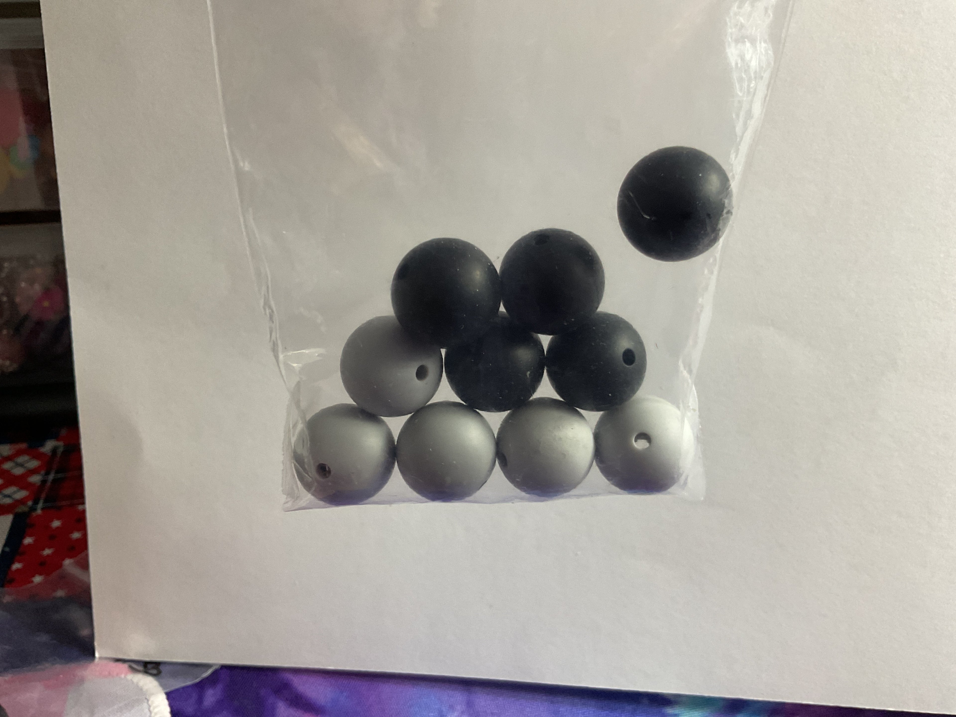 $3.00 Bags Of 14/16mm Silicone Beads