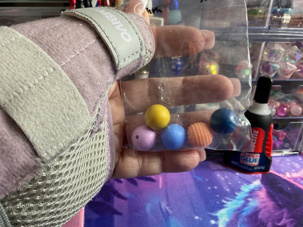 $1.50 Bag Of 14/16mm Mix Silicone Beads